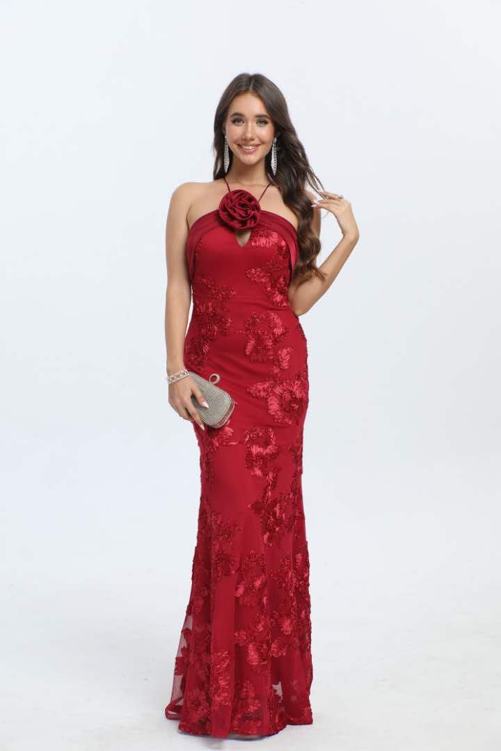 Robe longue de cérémonie élégante et tendance avec fleur brodée - LAS VEGAS