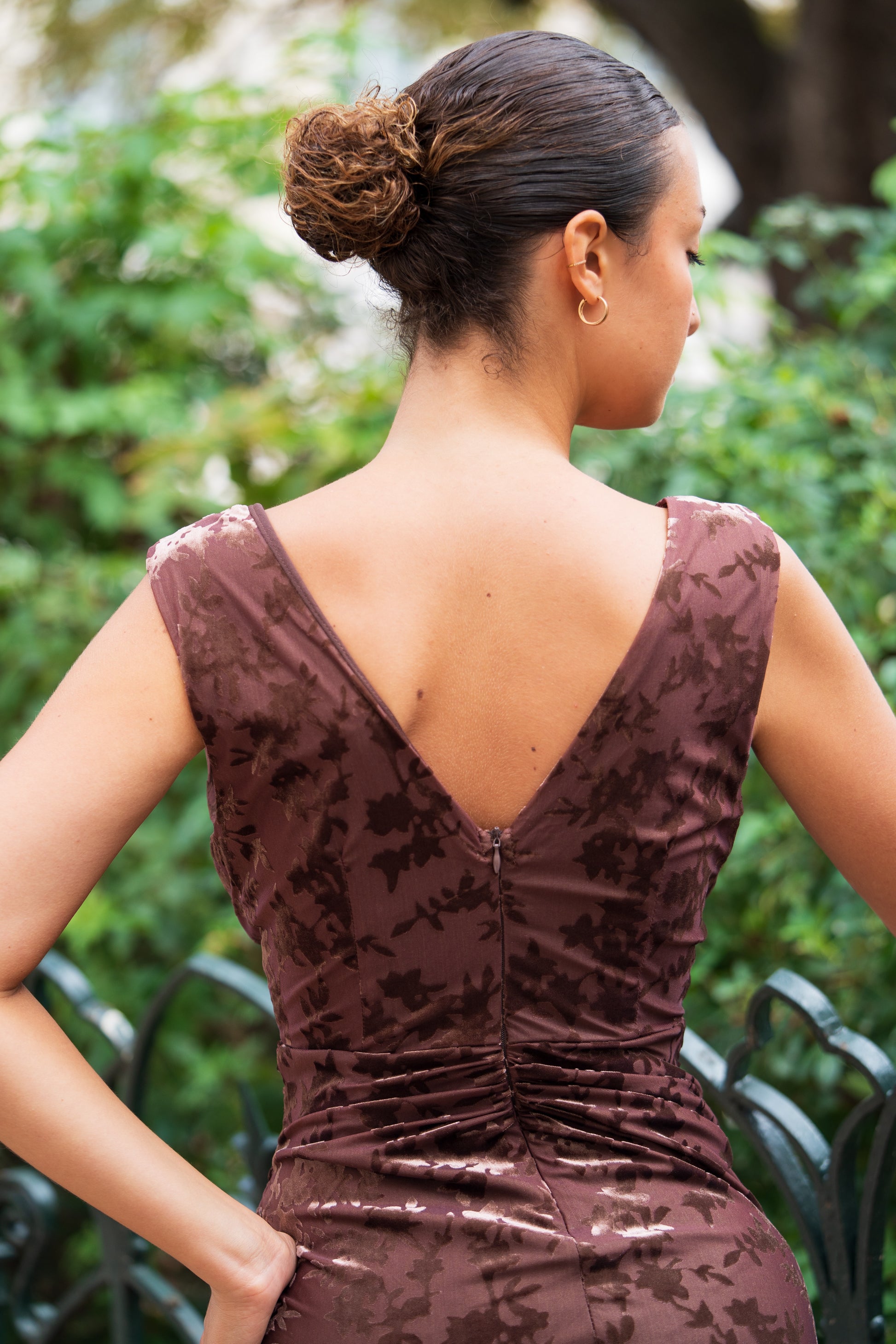 Robe en velour avec motifs de cocktails/soirée sans manche - FALIRAKI