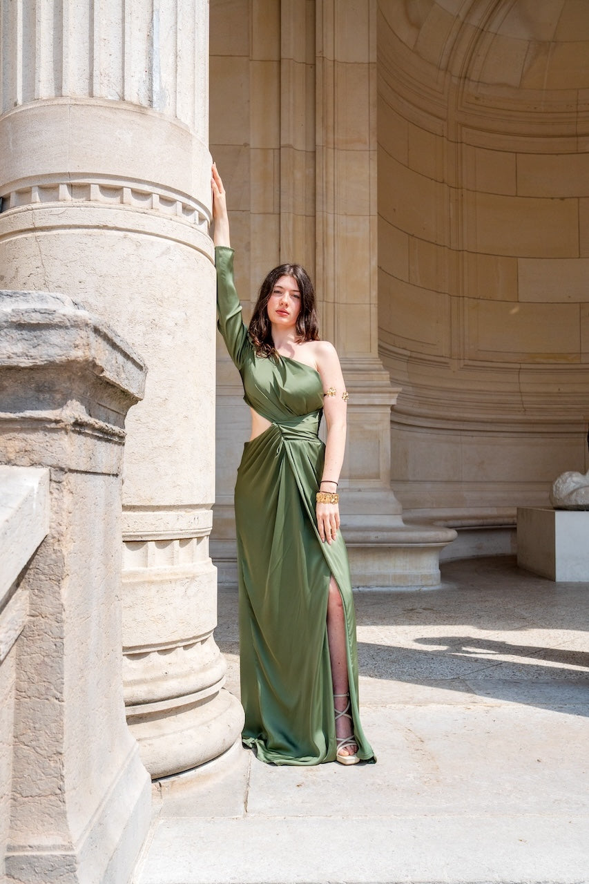 Robe asymétrique en satin Bangkok