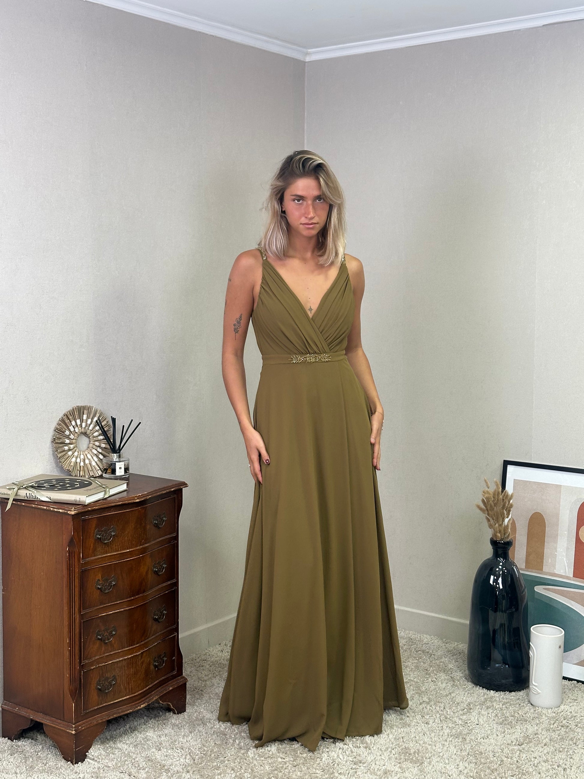 Robe de cérémonie fendue à bretelles, décolleté croisé et taille ornée - Pekin
