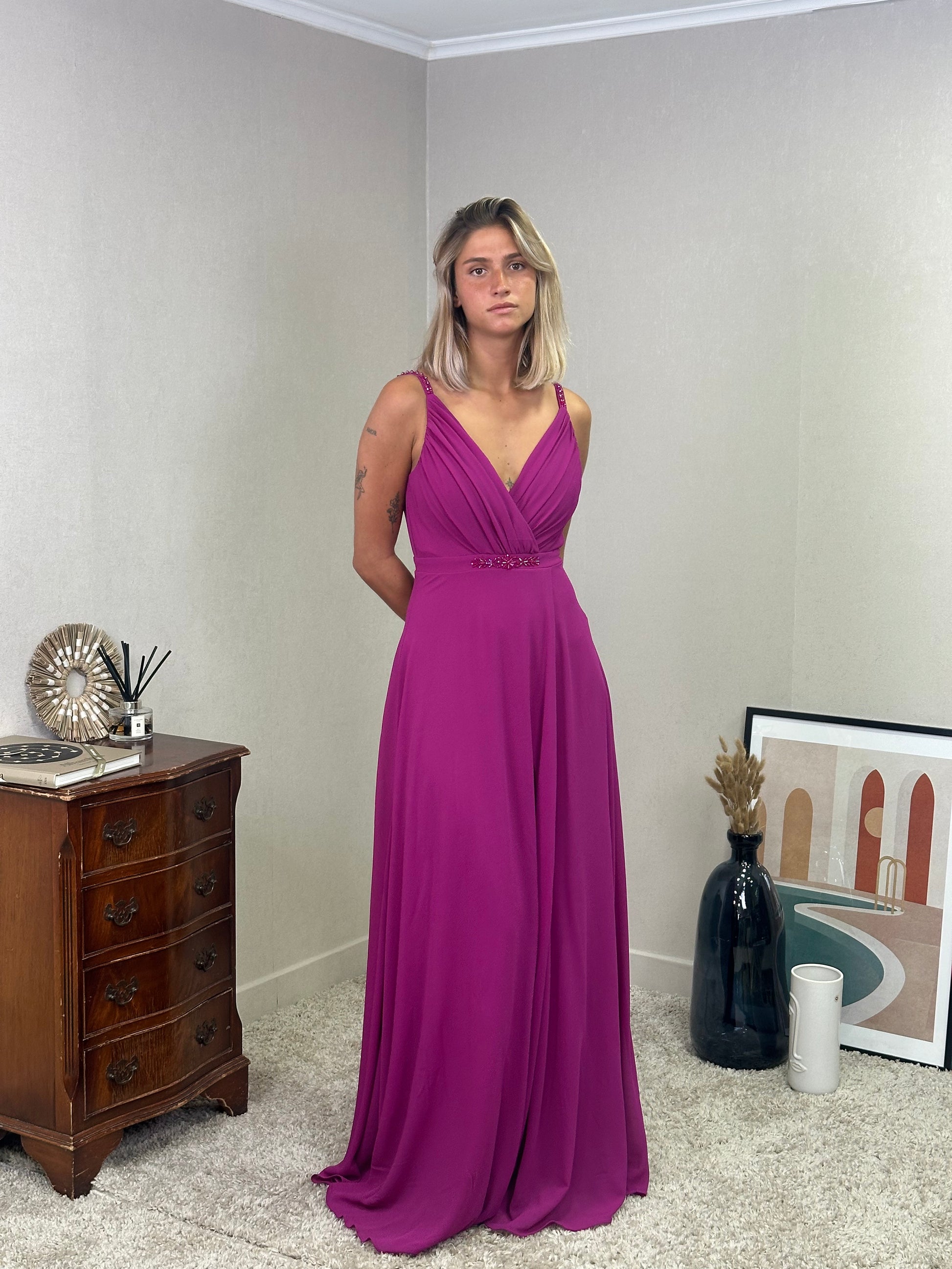Robe de cérémonie fendue à bretelles, décolleté croisé et taille ornée - Pekin