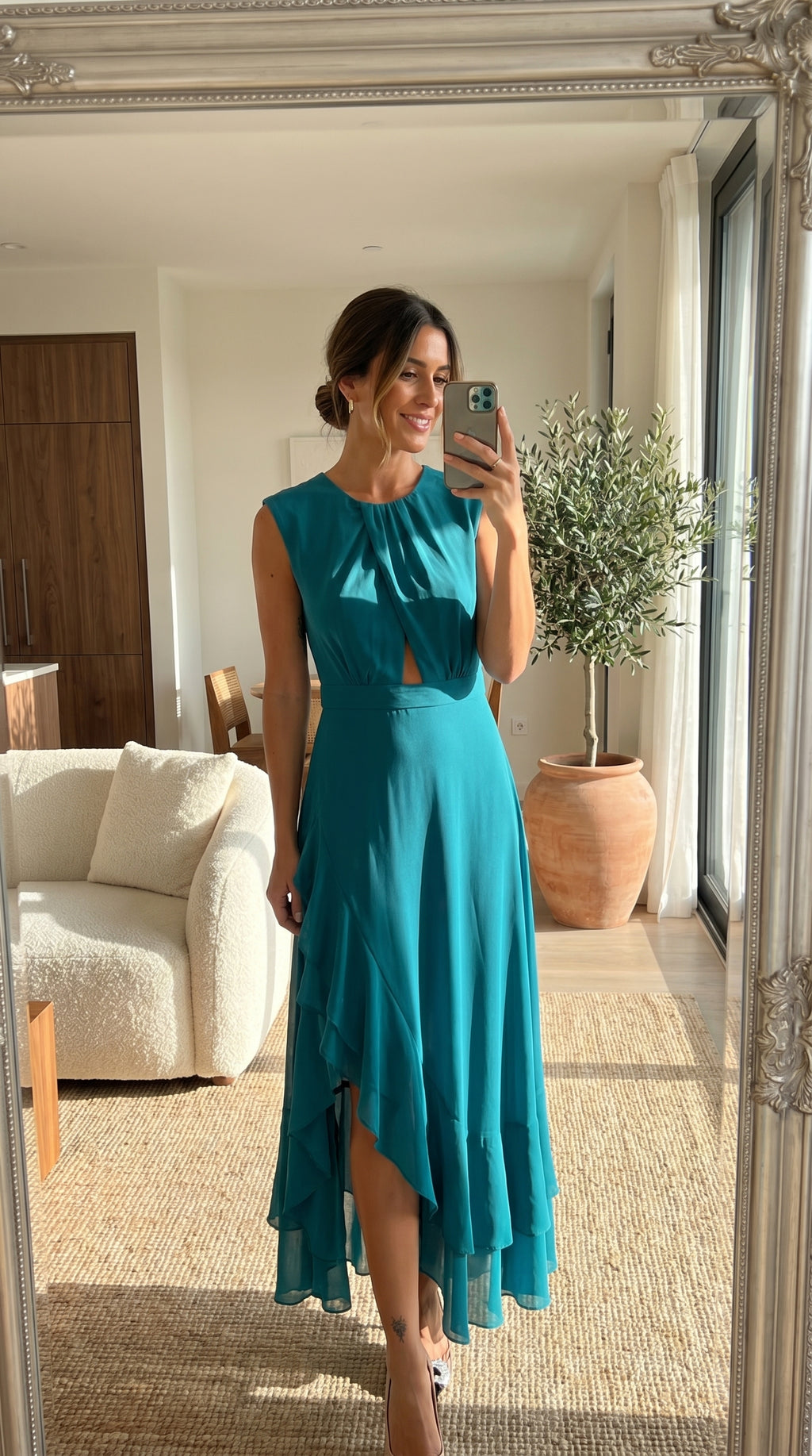 Robe asymétrique à volants DACCA