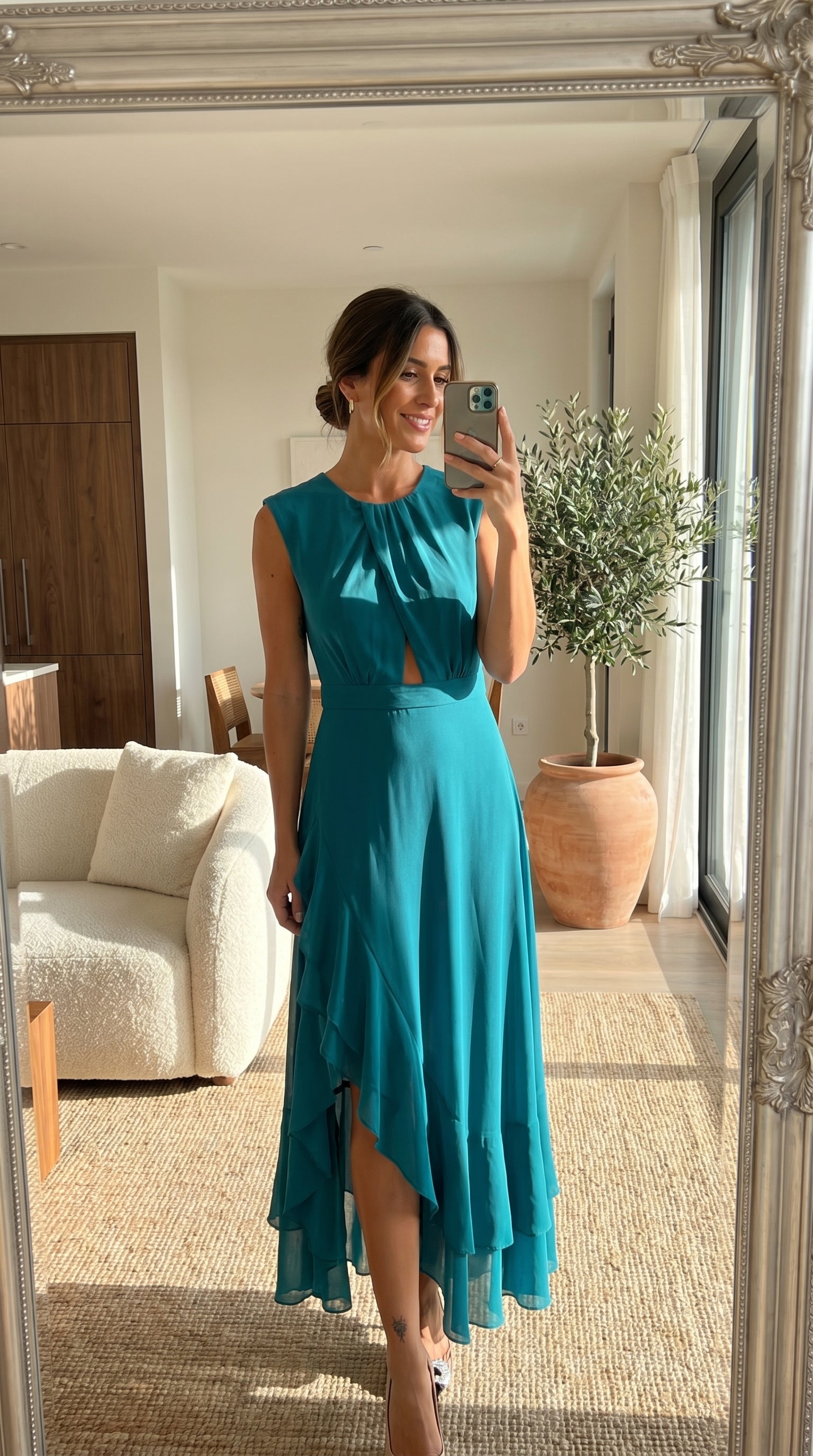 Robe asymétrique à volants DACCA