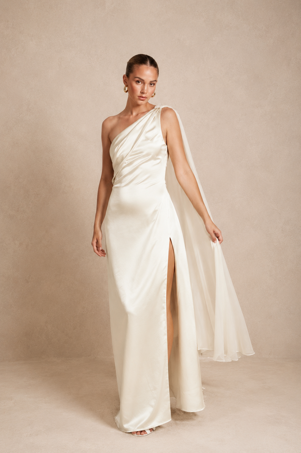 Robe en satin asymétrique CAGLIARI