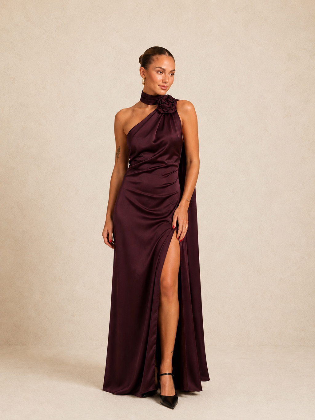 Robe longue en satin col montant - Hamilton