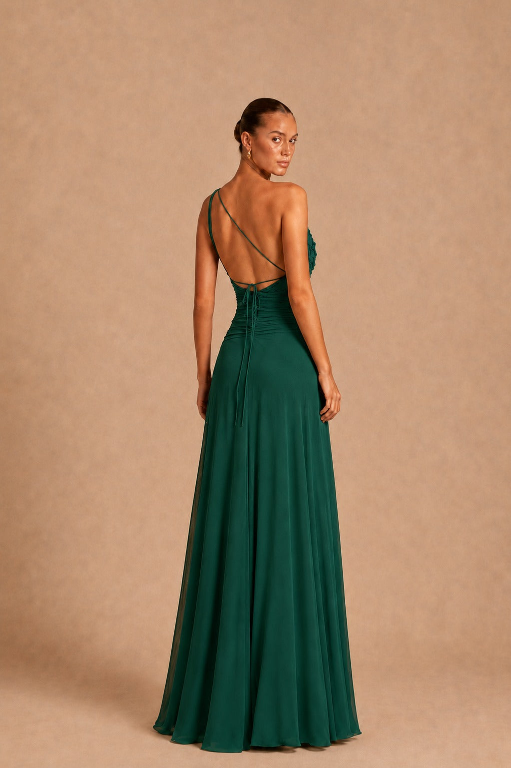Robe longue asymétrique à fleurs en relief - Trat