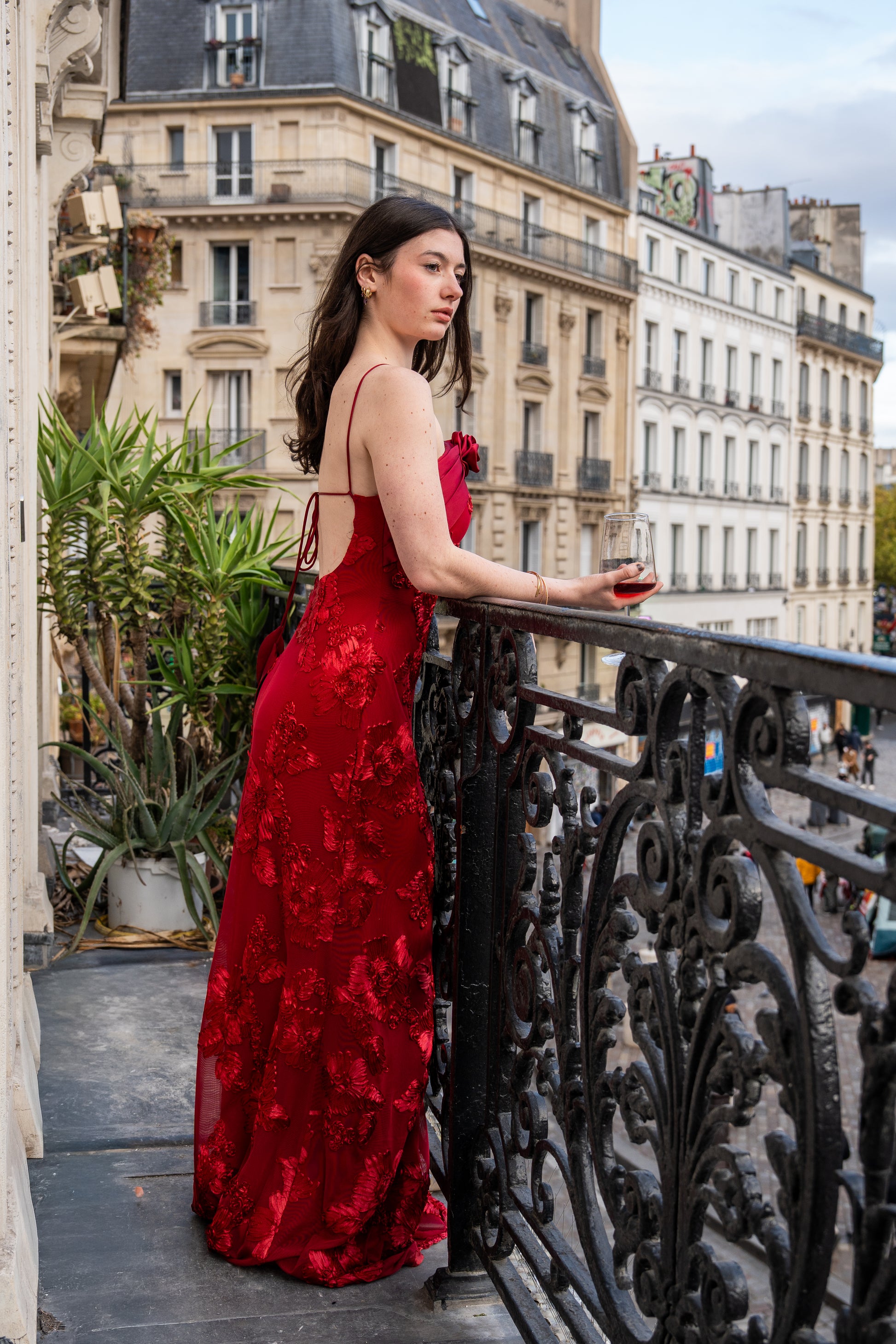 Robe longue de cérémonie élégante et tendance avec fleur brodée - LAS VEGAS