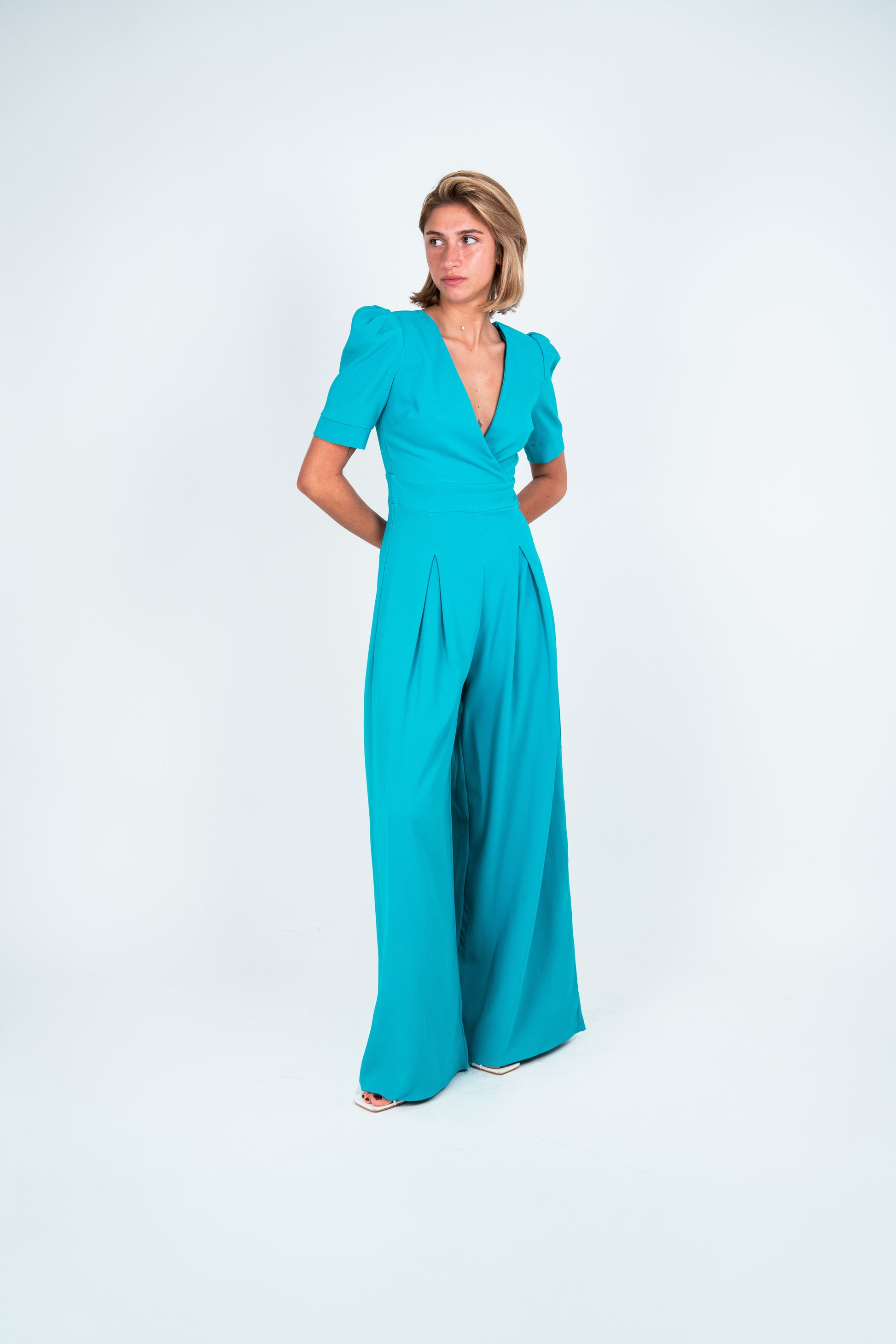 Combinaison élégante à manche courte