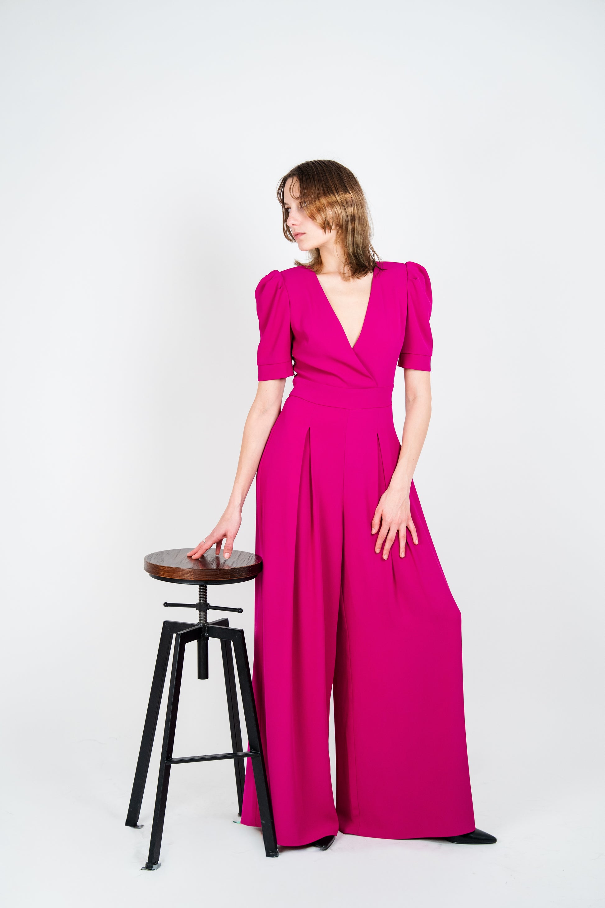 Combinaison élégante à manche courte