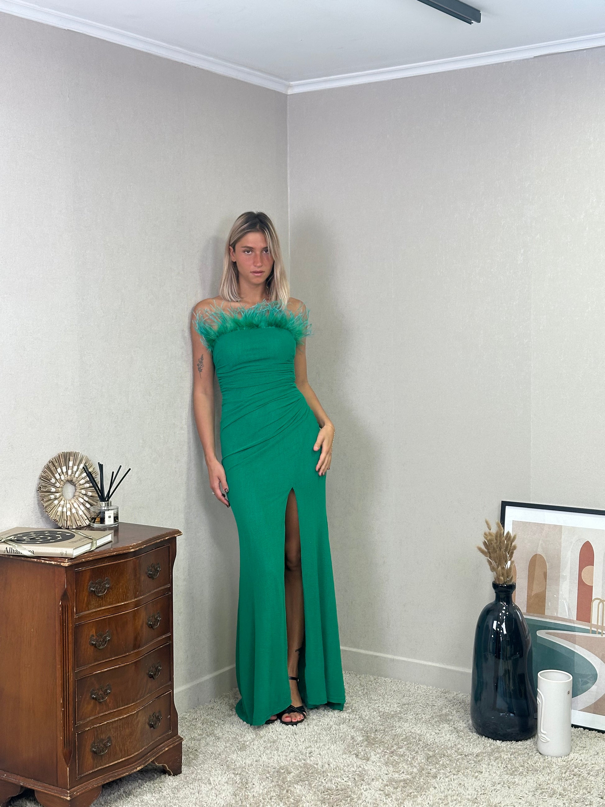 Robe bustier avec plume et belle fente - Vasteras