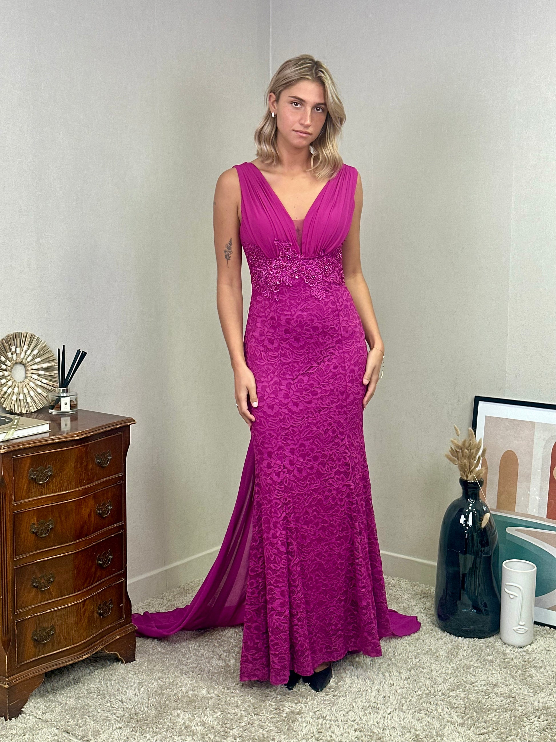 Robe de cérémonie longue en dentelle à décolleté en V et dos lacé - Rabat