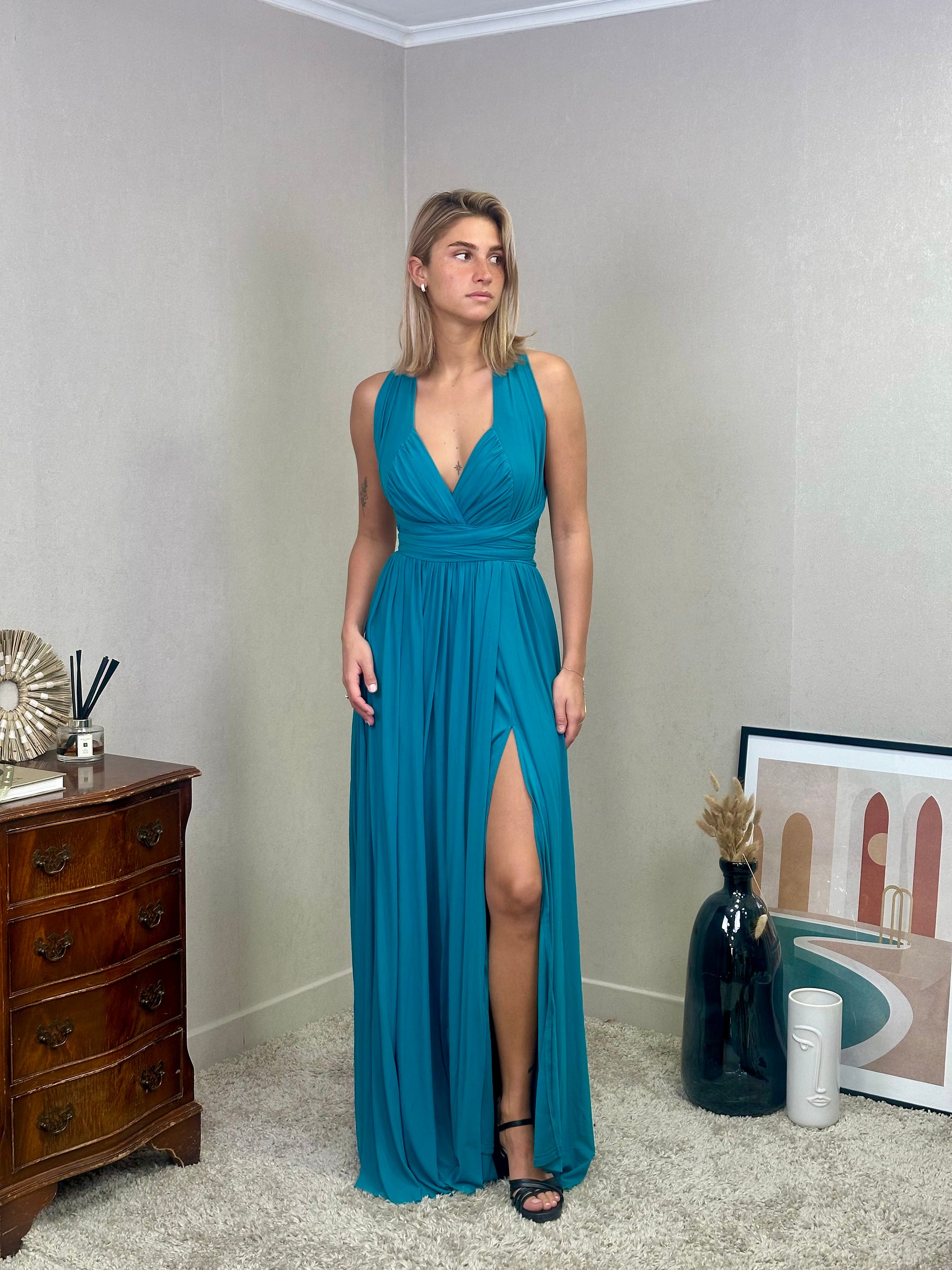 Robe de cérémonie longue fluide à décolleté croisé et dos noué multi-attache – Izmir