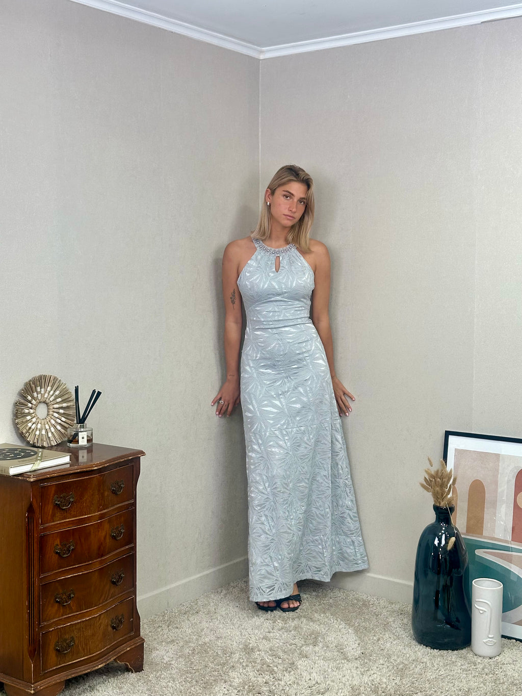 Robe de soirée dos croisé avec col perlé - SHANGHAI