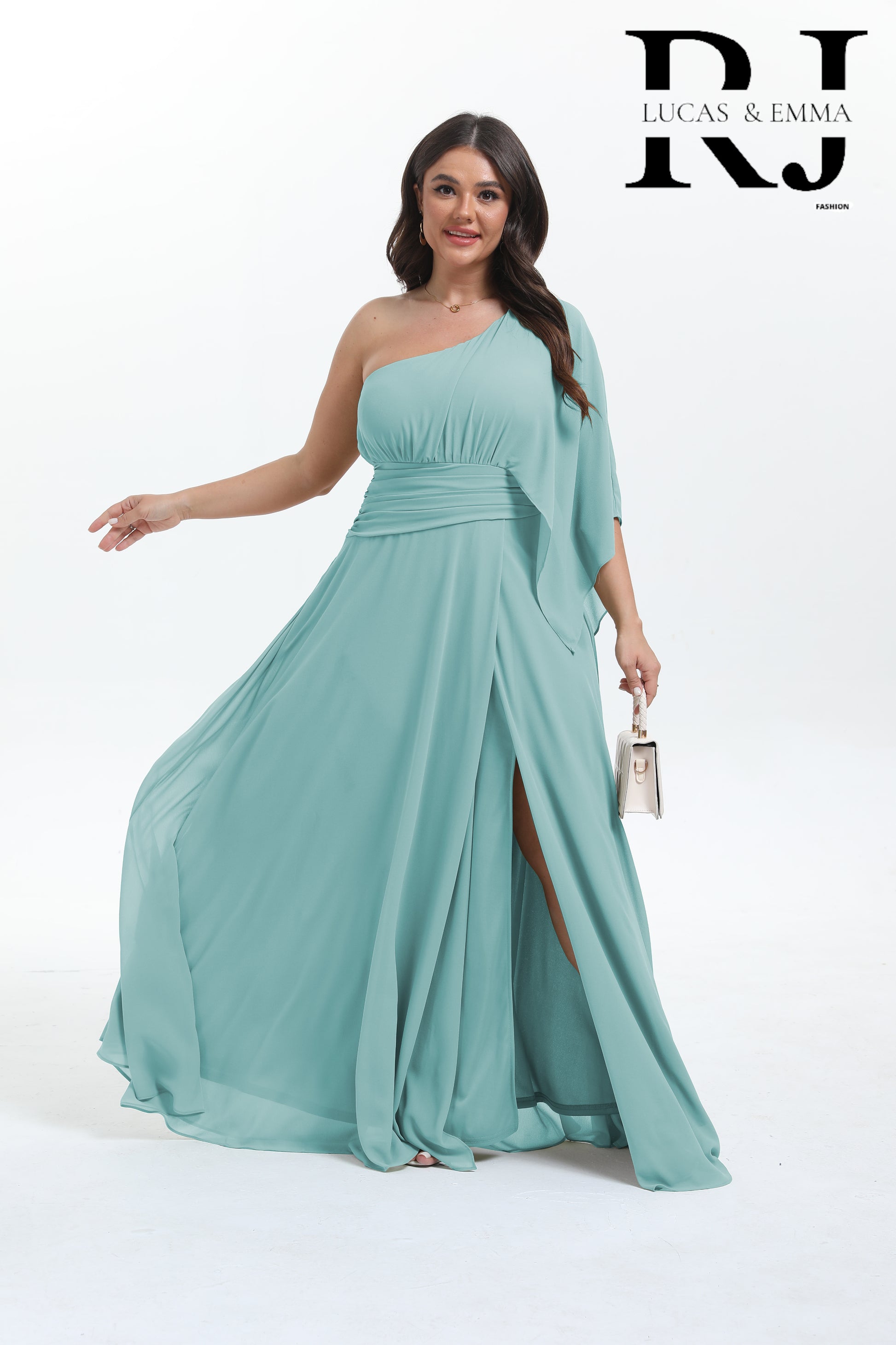 Robe maxi asymétrique avec manche évasée Elbasan
