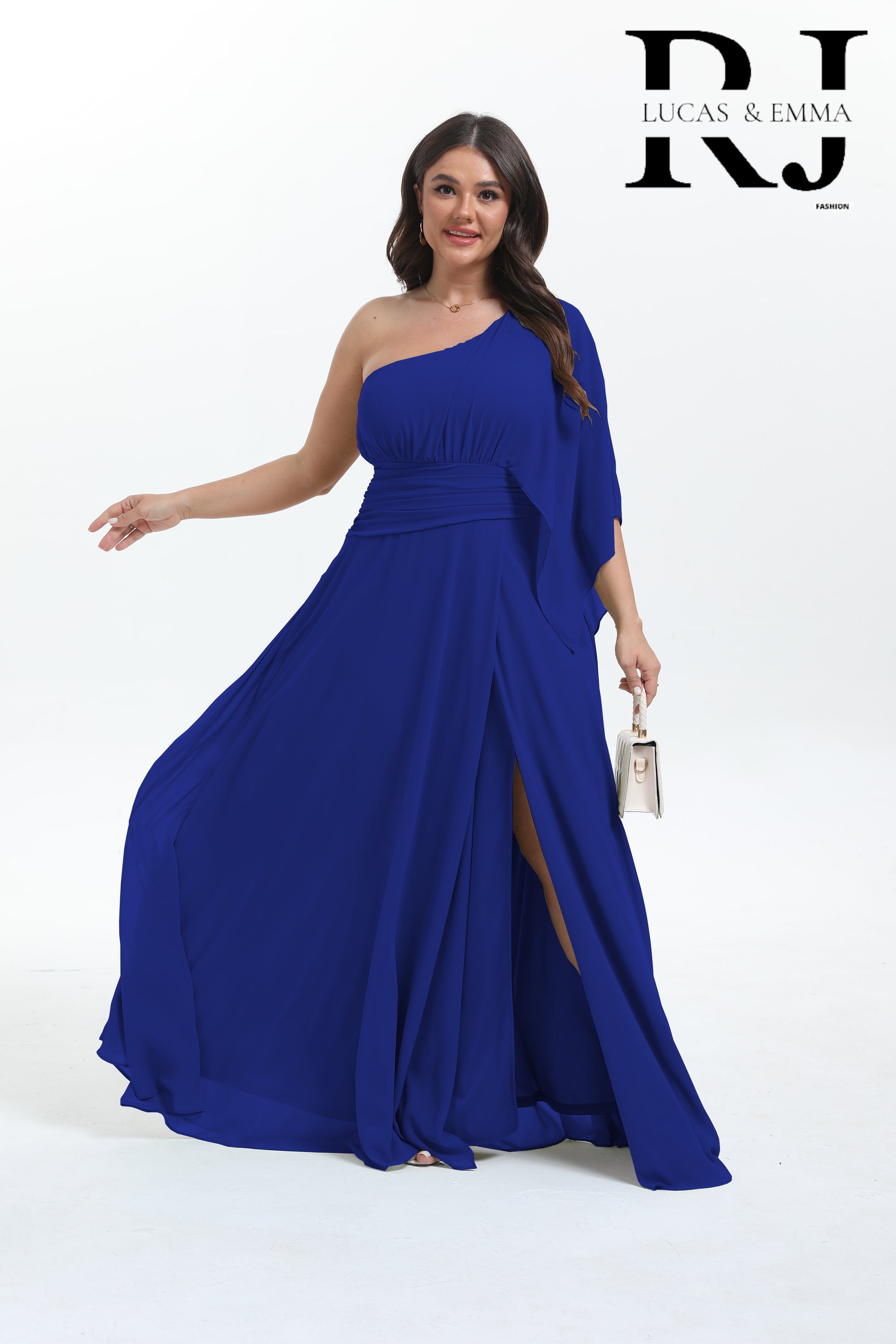 Robe maxi asymétrique avec manche évasée Elbasan