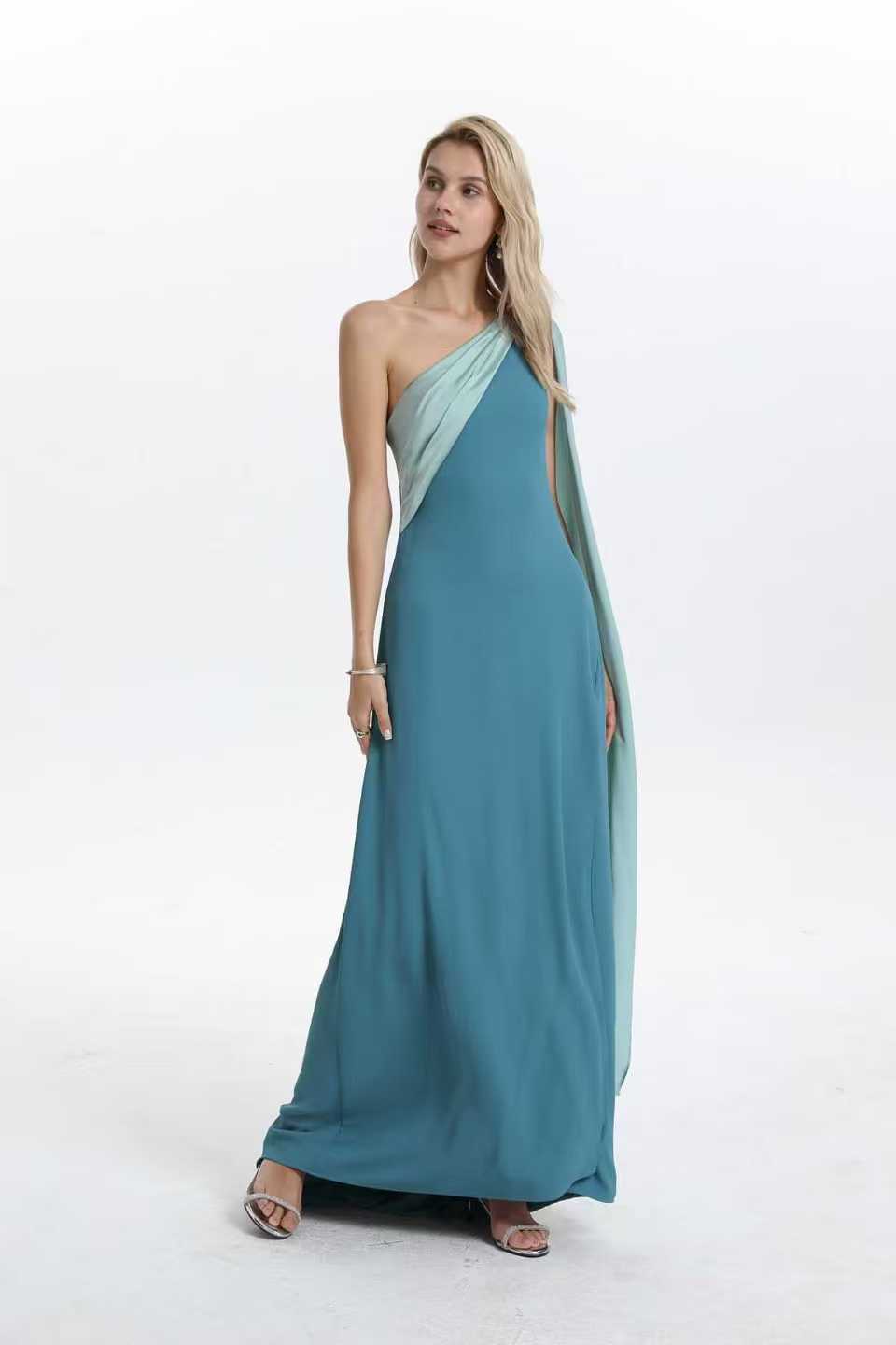 Robe de cérémonie CAGLIARI V2