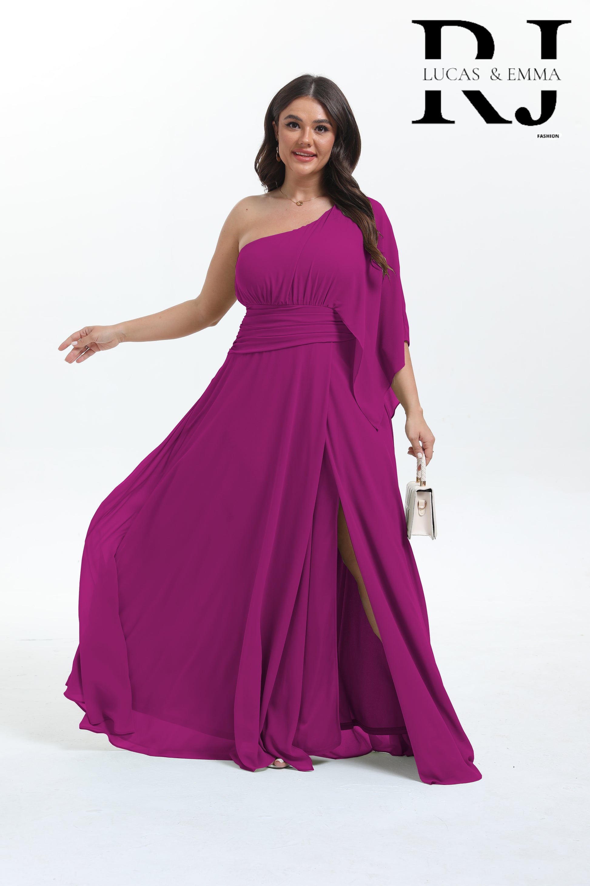 Robe maxi asymétrique avec manche évasée Elbasan