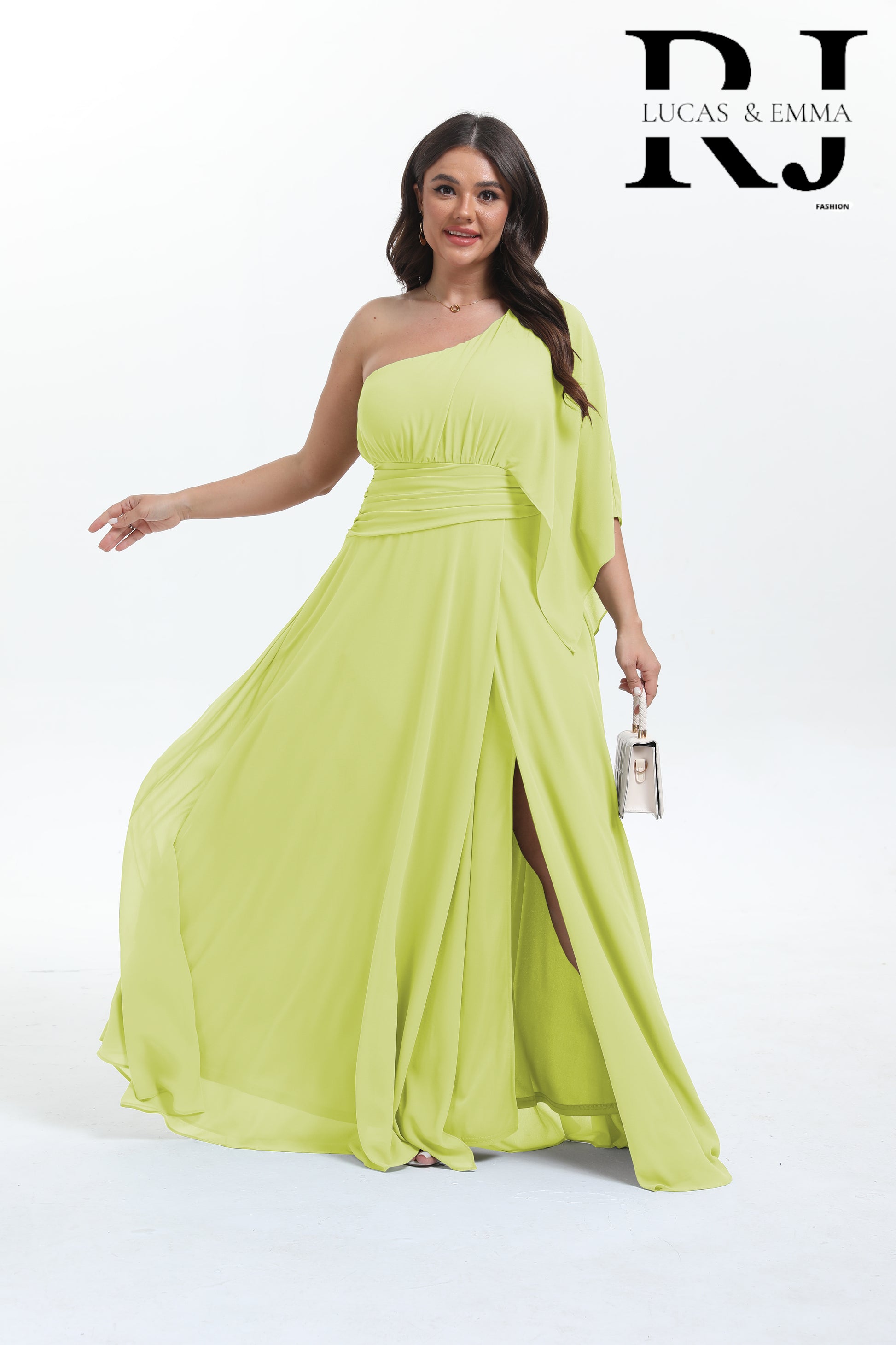 Robe maxi asymétrique avec manche évasée Elbasan