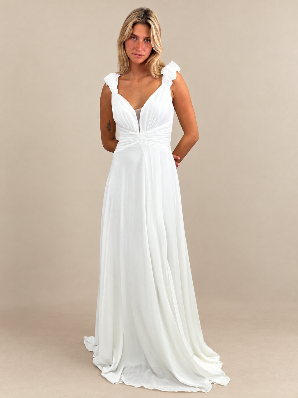 Robe de cérémonie longue à bretelles volantées - Larissa