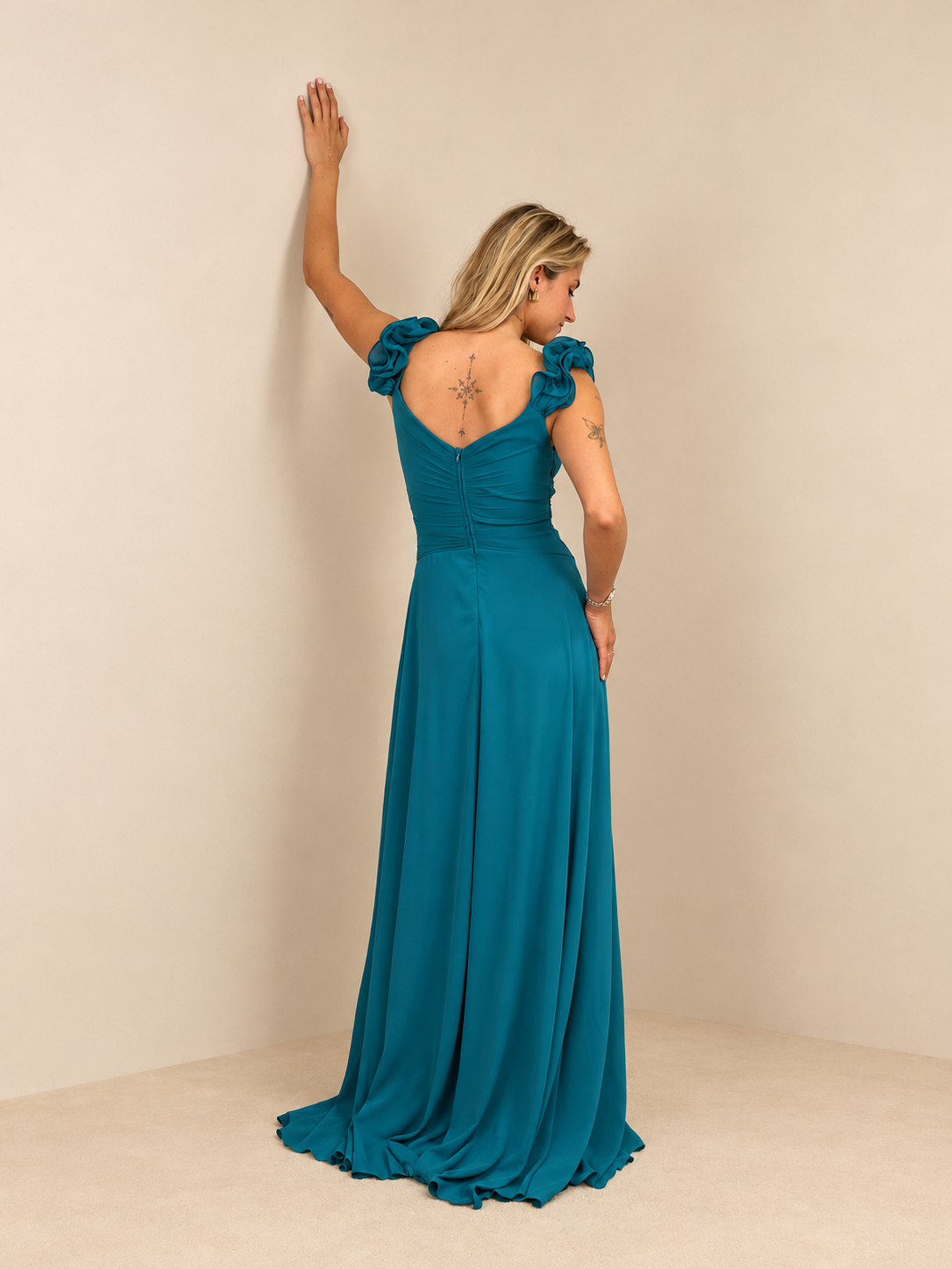 Robe de cérémonie longue à bretelles volantées - Larissa