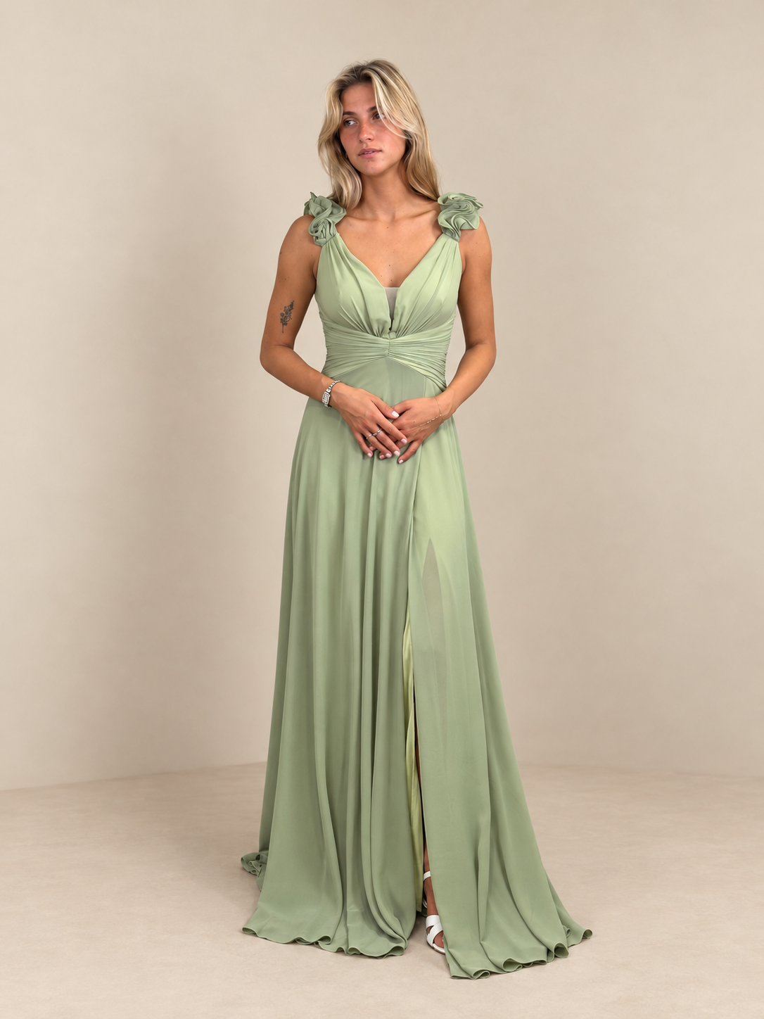 Robe de cérémonie longue à bretelles volantées - Larissa