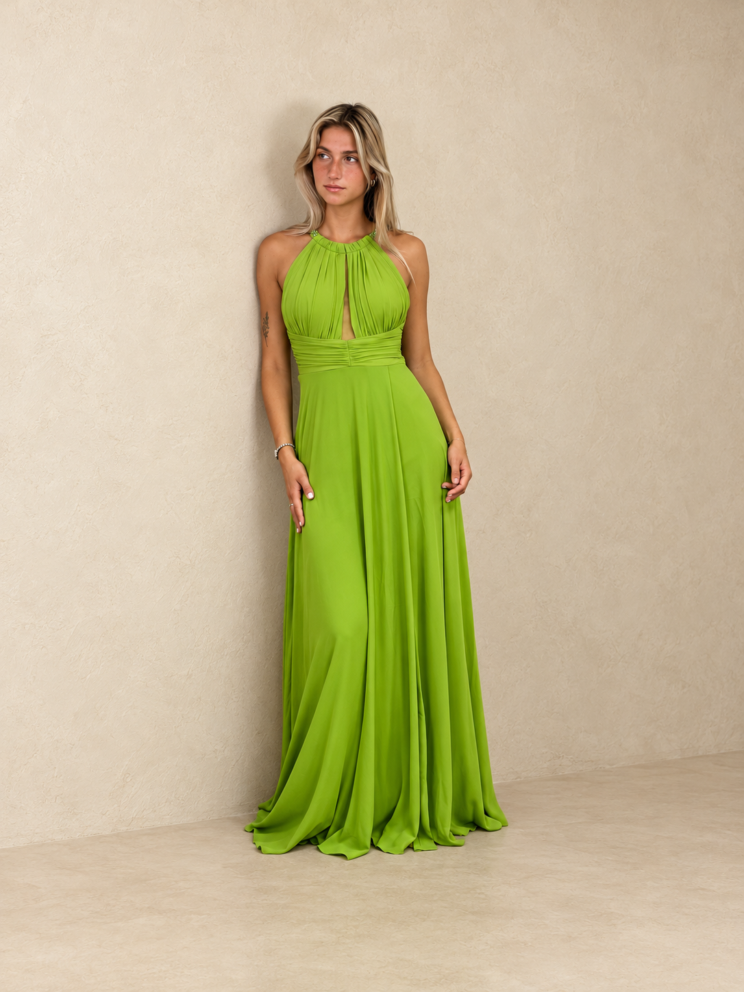 Robe de cérémonie longue à encolure perlée - Ballymena