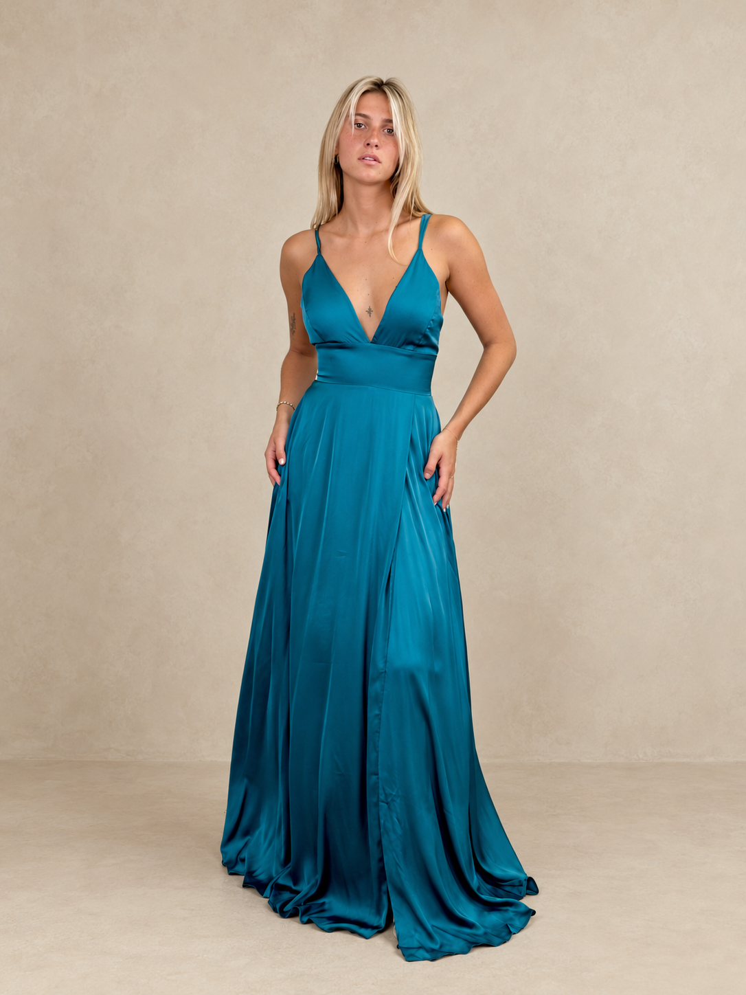 Robe de cérémonie longue en satin - Ottawa