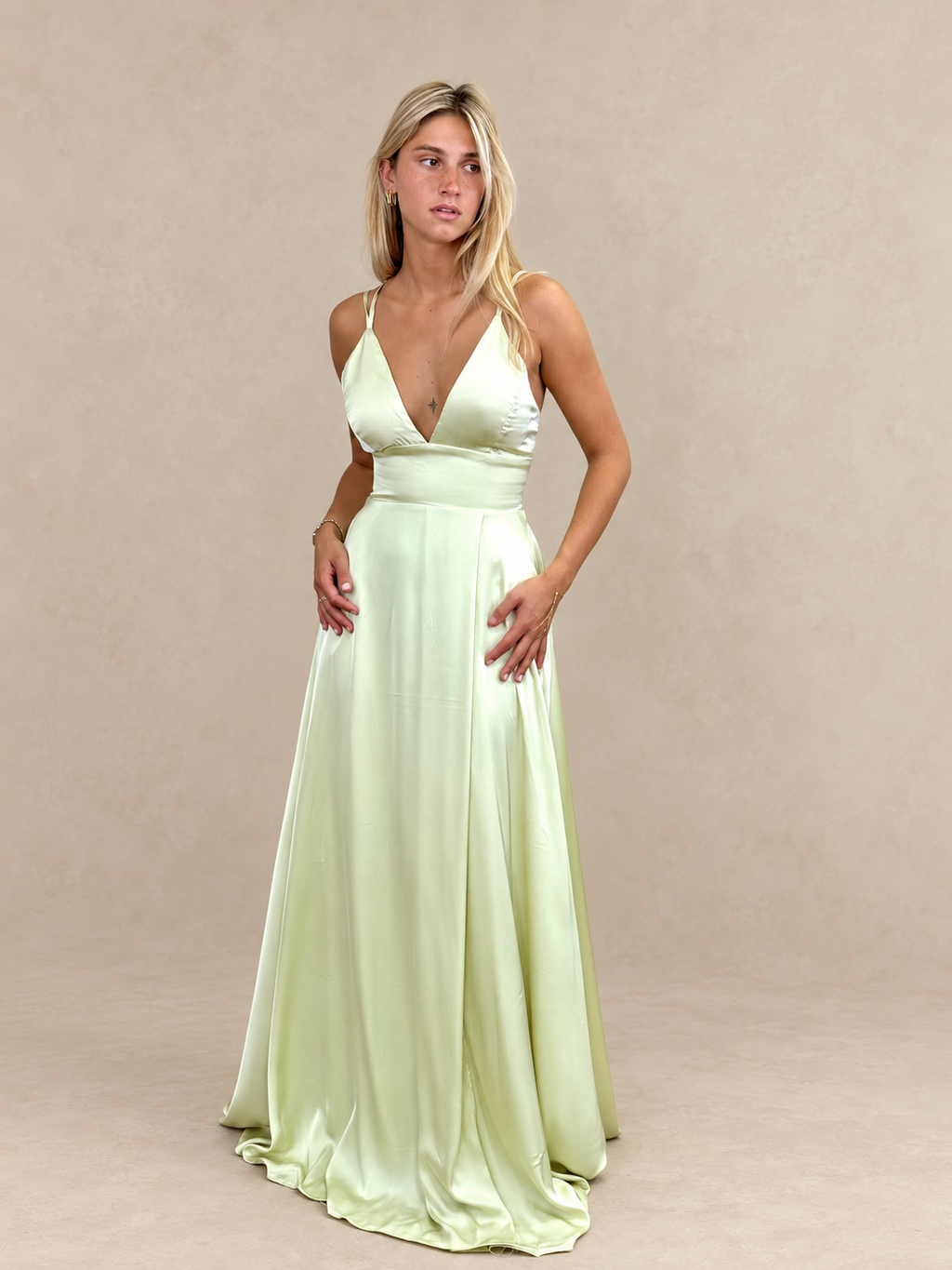Robe de cérémonie longue en satin - Ottawa