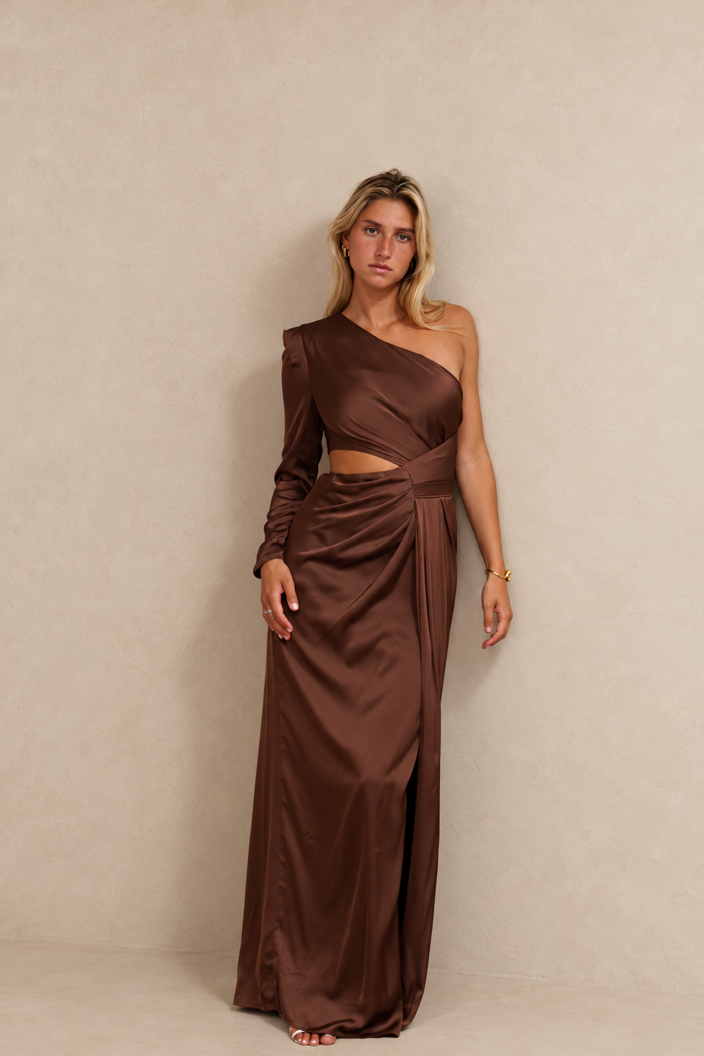 Robe longue asymétrique en satin - Bangkok