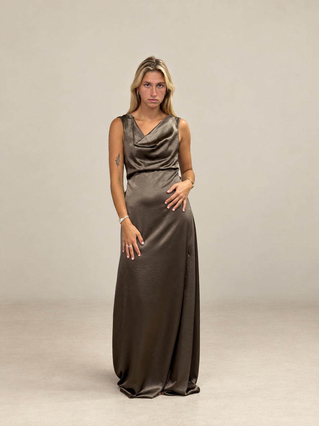 Robe longue en satin dos nu - Salamanca
