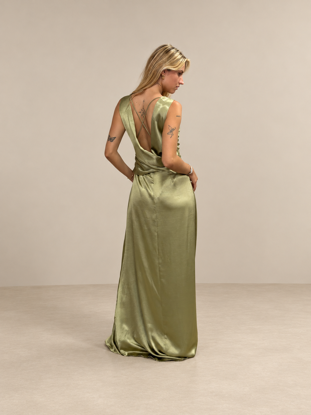 Robe longue en satin dos nu - Salamanca