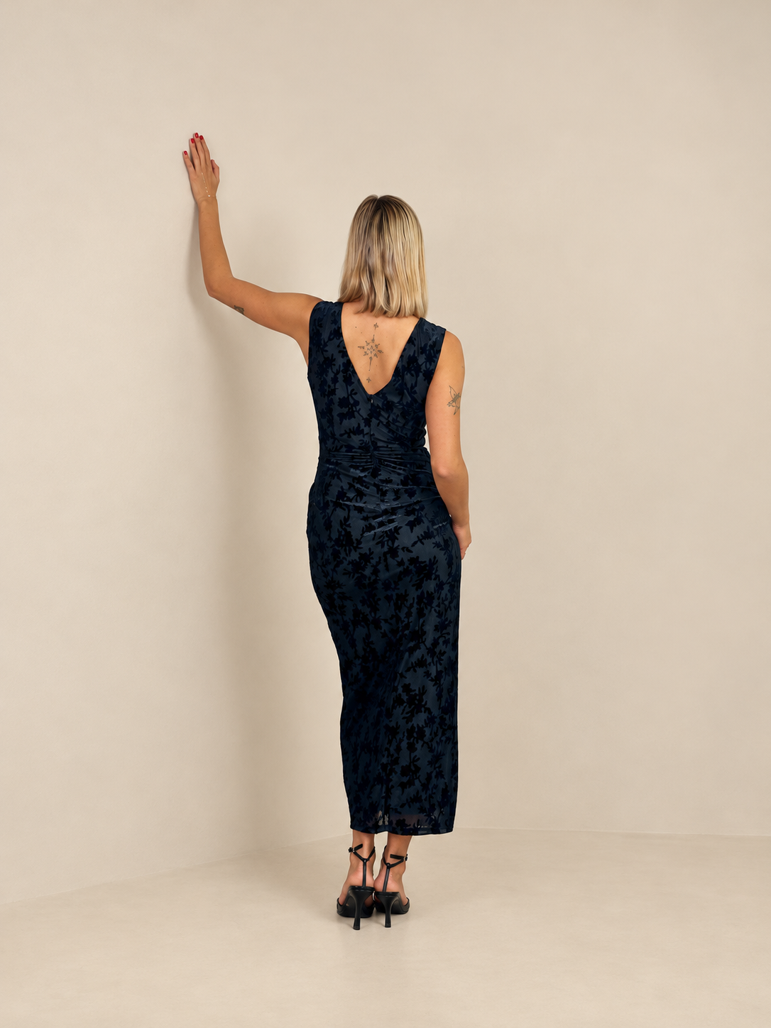Robe longue en velours à bretelles - Faliraki