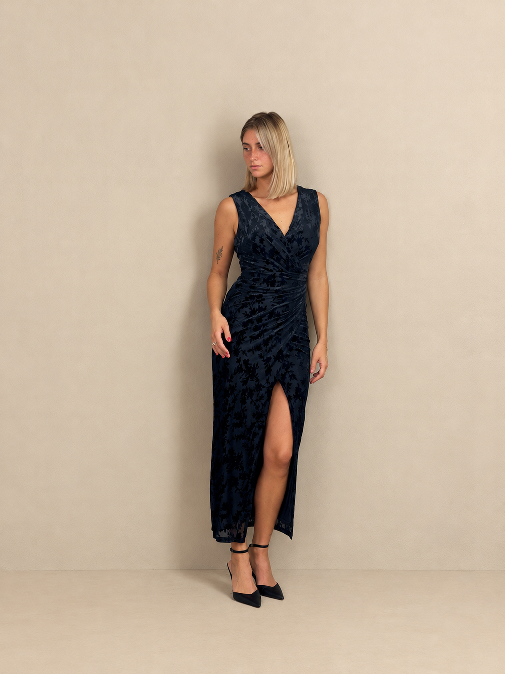 Robe longue en velours à bretelles - Faliraki