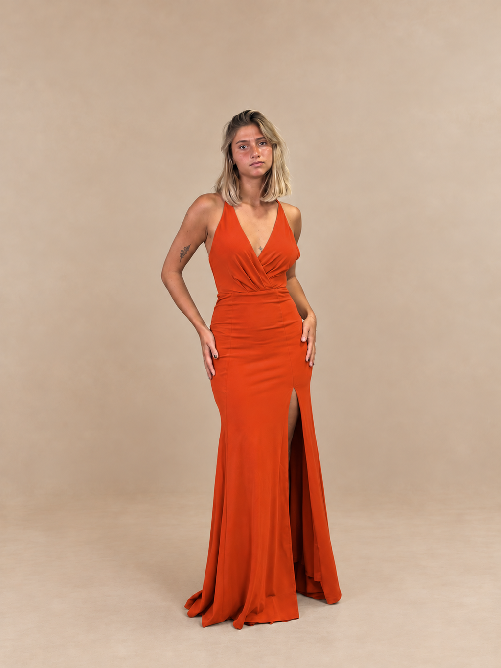 Robe de soirée longue à bretelles croisées - Riga