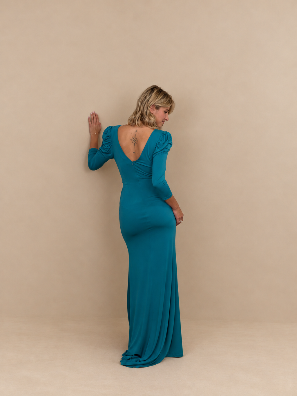 Robe de soirée longue à manches bouffantes - Accra
