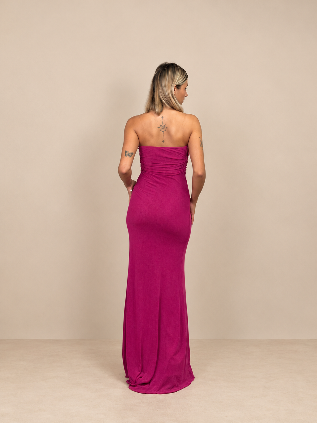 Robe de soirée longue à plumes - Vasteras