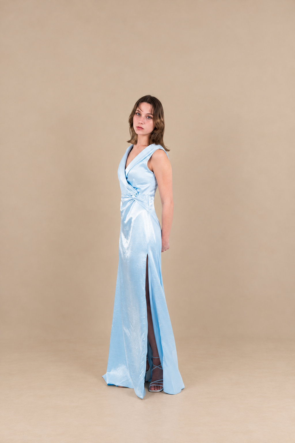 Robe de soirée longue en satin drapée - Rzgow