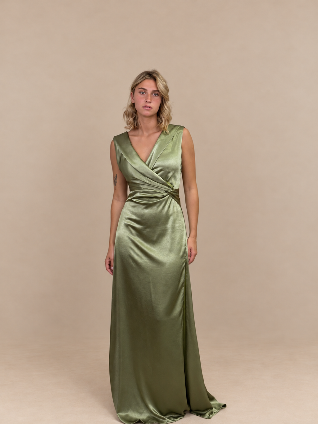 Robe de soirée longue en satin drapée - Rzgow