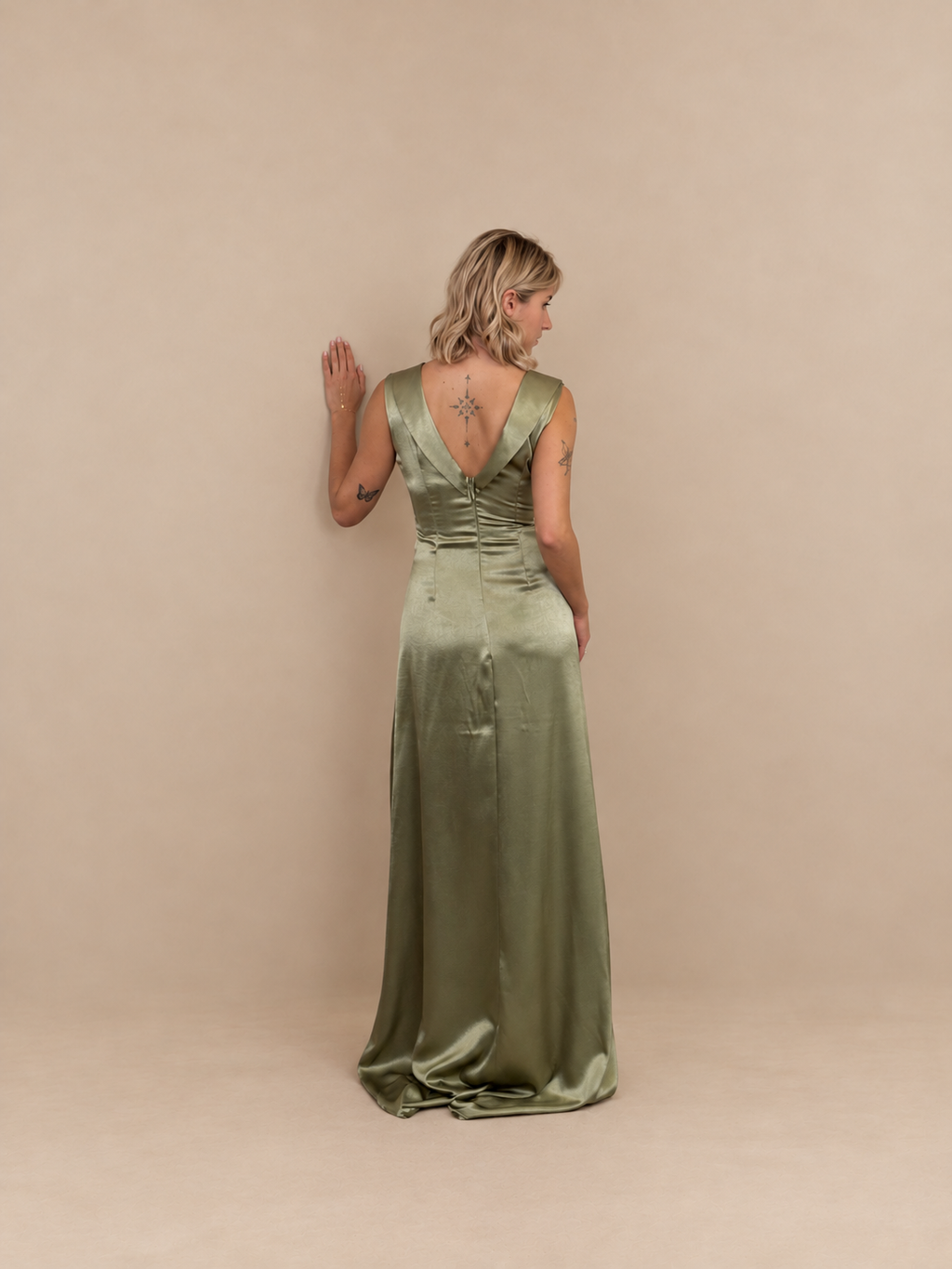 Robe de soirée longue en satin drapée - Rzgow