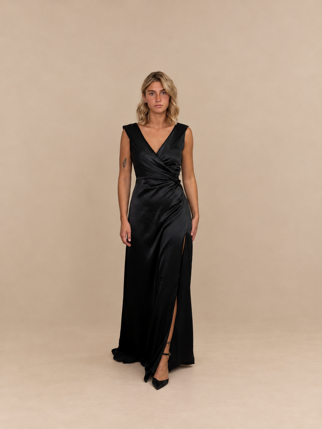 Robe de soirée longue en satin drapée - Rzgow