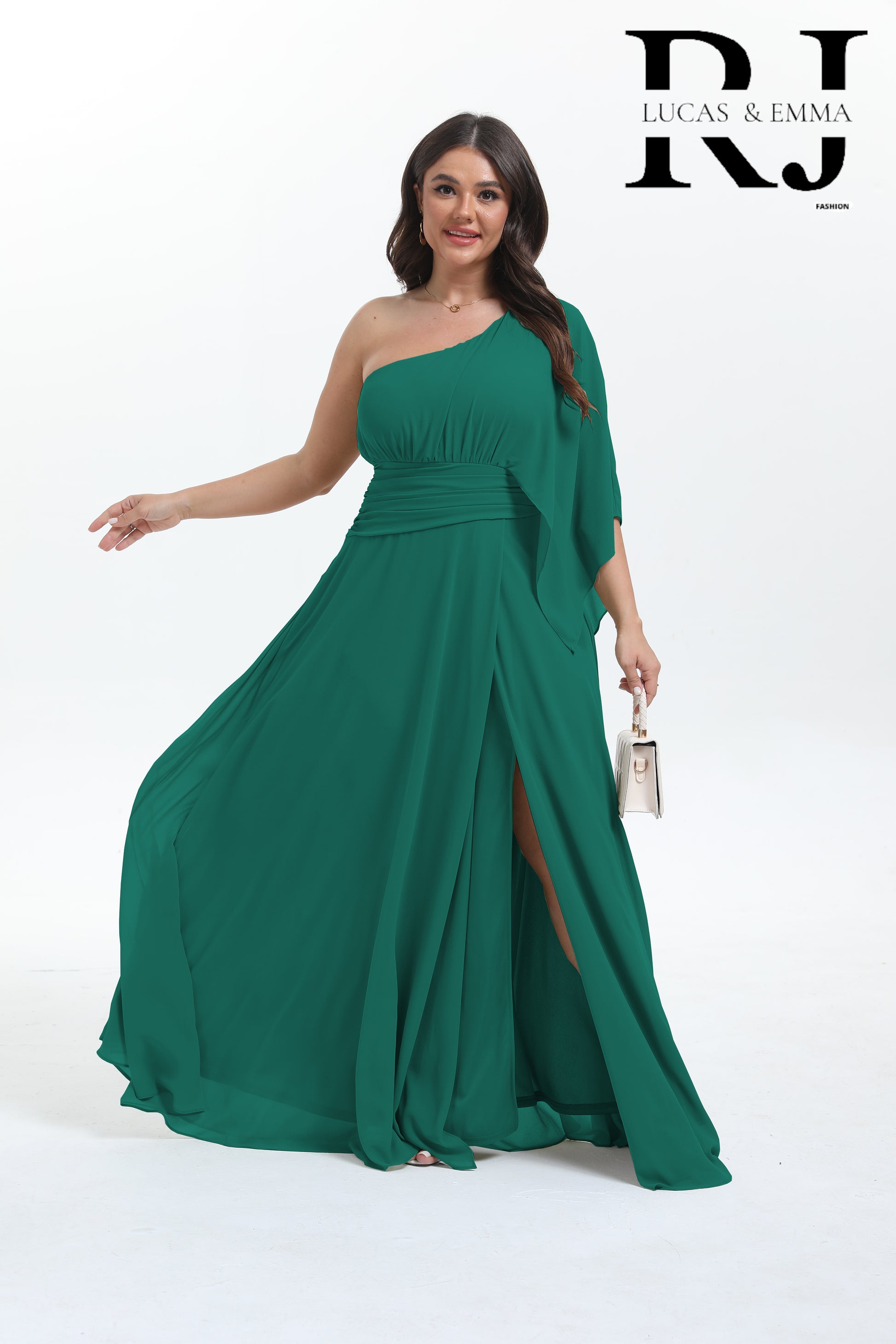 Robe maxi asymétrique avec manche évasée Elbasan
